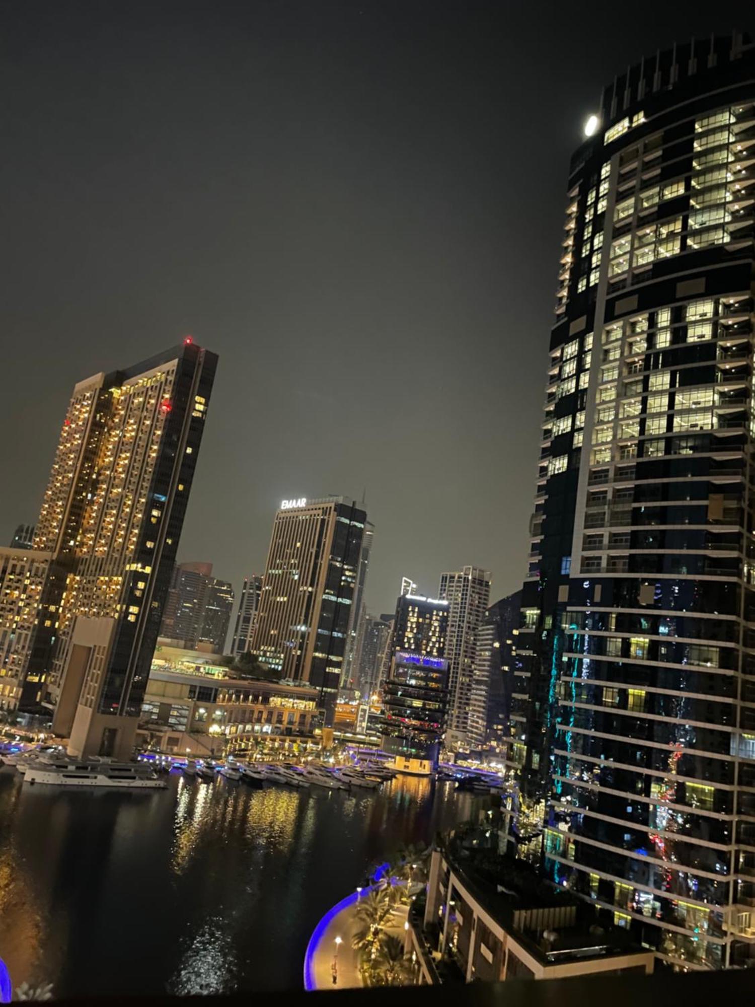 Four Stars Dubai Marina Jbr Hotell Exteriör bild