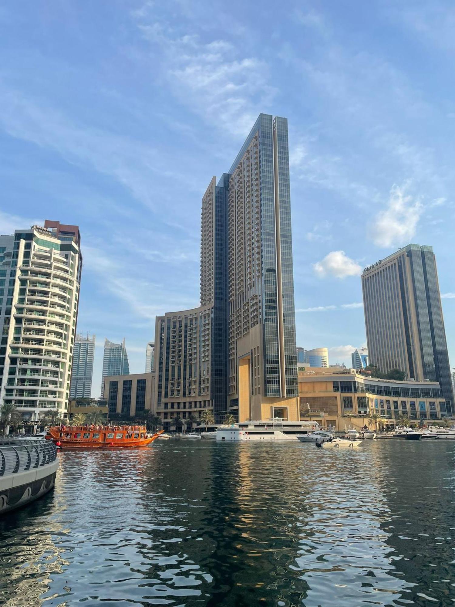 Four Stars Dubai Marina Jbr Hotell Exteriör bild